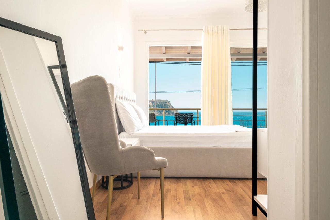 Ionio Rooms I Himare Exterior foto